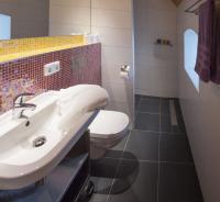 Single Room with Private Bathroom and Garden View