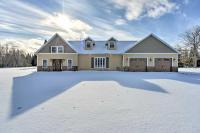 Upstate Hideaway with Hot Tub, 13 Mi to Malone! - B&B