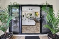 Villa Blue - Coastal Family Escape - B&B