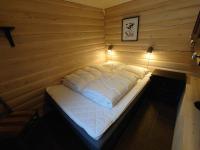 100m lift, 2 min swim - Large family cabin - B&B Vrådal