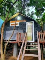 Bungalow - Water Front