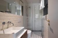 Chambre Double ou Lits Jumeaux Deluxe – Vue sur Jardin
