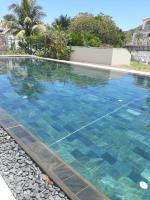 2 bedrooms charming apartment, West Island Resort - B&B