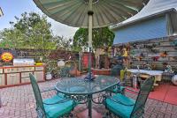 8 Mi to Beaches Artistic Bradenton Studio with Yard - B&B Bradenton