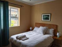 24 Wrench Glenlilly Parow - B&B Cape Town