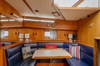 2BR Spacious & Comfy 43' Yacht - Heat & AC - On the Freedom Trail - Best Nights Sleep