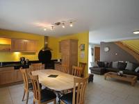 Gîte moderne à Rebeuville, proche Neufchâteau, 3 ch., accès PMR, pêche, WIFI, tout inclus - FR-1-589-157 - Bed and Breakfast