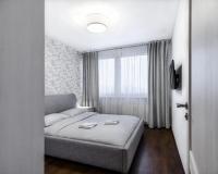 Peaceful apartment next to the park - B&B