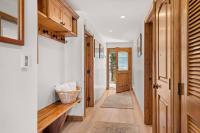 Shadowbrook 205 - B&B