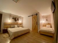 Superior Suite with Fireplace