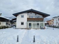 Spa Chalet Lodges by we rent - B&B Zell am See