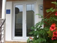 Apartment with Garden View