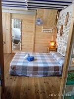 Single Bed in Mixed Dormitory Room