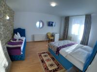 Triple Room with Mountain View