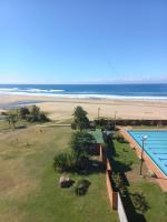 Margate Boulevard Beachfront Apartment - B&B Margate