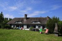 Belle Longère normande, cheminée et jardin arboré - B&B
