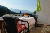 Dreibettzimmer mit Balkon