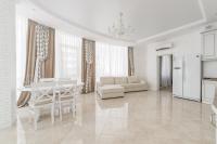 Gagarin Plaza Panoramic Sea View Apartment - Chambres d’hôtes Odessa