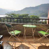 Lake View Lavish studio - B&B Lavasa