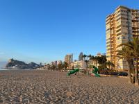 Amazing beachfront apartment - La Cala - B&B