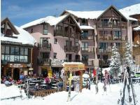 Appartement Valmeinier 1800 pied des pistes - B&B Valmeinier