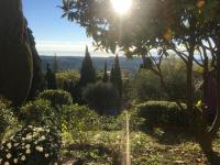 Clim Jardin et parking privé -piscine tennis et Park Vue mer - Chambres d'hôtes Grasse