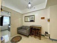 A Cozy 2 Bedroom Unit with a Parking at South Residences SM Southmall - B&B Manila
