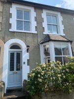 28 North, Stunning Costal home with Generous Ferry Reduction - B&B