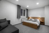 Deluxe Double Room with Extra Bed