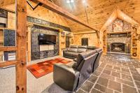 B&B Reedsville - Timberland Estates Cabin Close to Trails! - Bed and Breakfast Reedsville