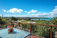 B&B Oneroa - Moana Cottage - Ocean views - Bed and Breakfast Oneroa