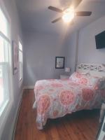 East Bayside/ Munjoy - Charming Downtown Escape - Chambres d'hôtes Portland