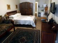 Self Catering (Room 8)