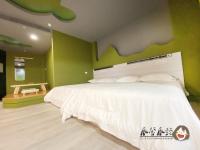 Quadruple Room with Bath