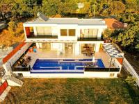 Villa Olivet-Kalkan- Huge Private Pool and lovely garden-Jakuzzies-Sauna-Turkish Hamam - Chambres d'hôtes Kaş