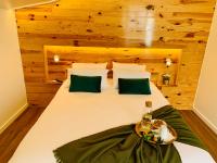 Large Double or Twin Room