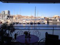 Appartement Cosy Terrasse vue Quai Canal + parking - B&B Sète
