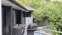 Luxury Holiday home with cliff top sea and city views - Bed and Breakfast Whangaparaoa