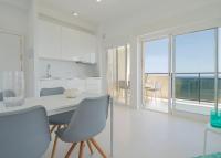 Frontal beach view apartment with spacious balcony - Ferienwohnung Marbella