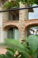 Casa del Maestro-Appartamenti d'Arte - B&B Dogliani