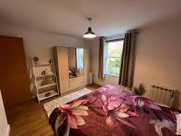 1 Bedroom Ground Floor Apartment ,Close to Centre,Parking - Chambres d’hôtes Canterbury