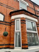 Contemporary 2 Bedroom Victorian Town House - Sleeps up to 6 - Chambres d’hôtes