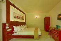 Deluxe King Room with free drop off to Galle Fort 