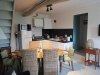 Les Roses d Antan - 2 gîtes - Bed and Breakfast Néville