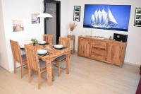 B&B Hohen Wieschendorf - Ferienwohnung Gaffelschoner - Bed and Breakfast Hohen Wieschendorf