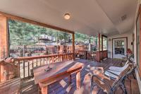 B&B Ruidoso - Spacious Ruidoso Cabin Less Than 3 Mi to Downtown! - Bed and Breakfast Ruidoso