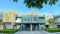 B&B Pantai Cenang - LAVANYA Private Pool Villa Residence 2 Floors @ Pantai Cenang. - Bed and Breakfast Pantai Cenang