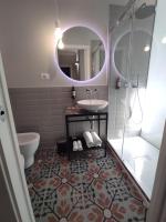 Deluxe Double Room with Shower