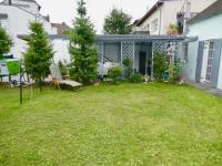 Steyr Mitte 2 Schlafzimmer Apartment ruhig mit Carport und Garten - Chambres d'hôtes Steyr