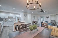 Pet-Friendly PNW Home, 1 Mi to Rockaway Beach - B&B